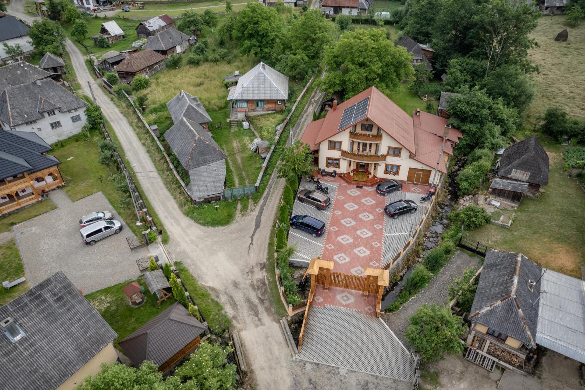 Pensiunea Marioara Breb Экстерьер фото